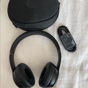 Beats Solo 3 wireless